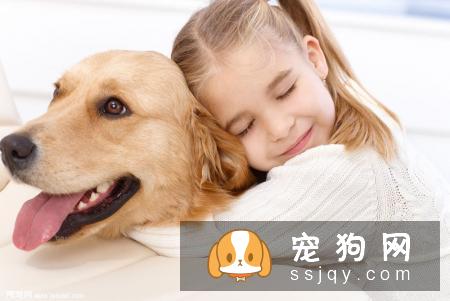 有宝宝的家庭可不可以饲养宠物？