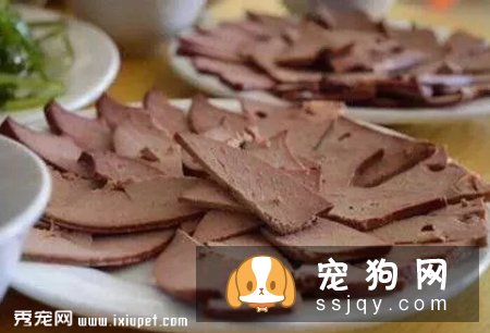 狗狗吃肝脏的好处促进狗狗的食欲肝脏味道大多数是“微甜”