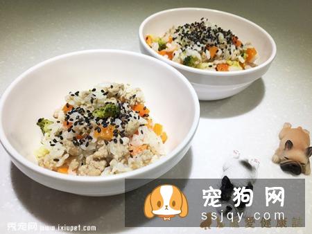 给宠物狗狗好吃的米饭煮法！
